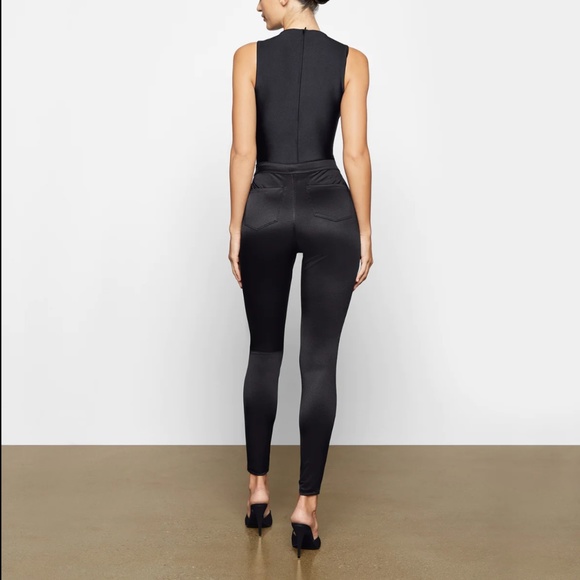 SKIMS Disco Pants - Picture 1 of 4